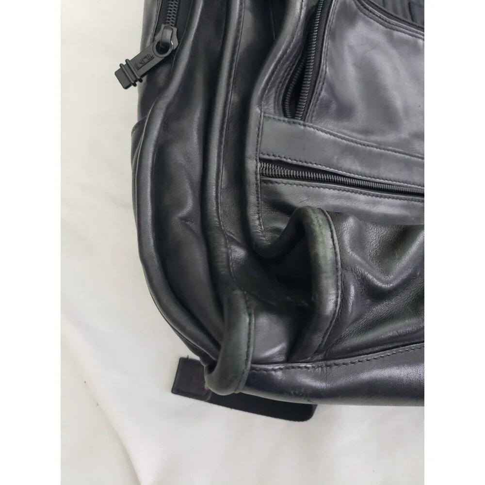 Tumi pre owned